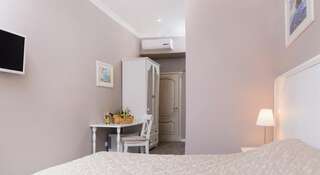 Гостиница Chalet de Provence Business Hotel Санкт-Петербург Двухместный номер-люкс с 1 кроватью-7