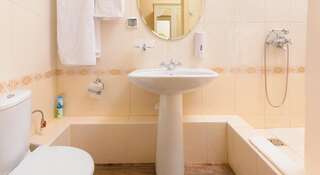 Гостиница Chalet de Provence Business Hotel Санкт-Петербург Двухместный номер класса люкс с 2 отдельными кроватями-4