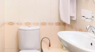 Гостиница Chalet de Provence Business Hotel Санкт-Петербург Двухместный номер класса люкс с 2 отдельными кроватями-6