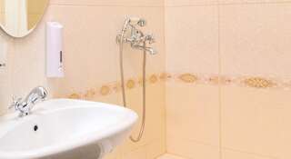 Гостиница Chalet de Provence Business Hotel Санкт-Петербург Двухместный номер класса люкс с 2 отдельными кроватями-3